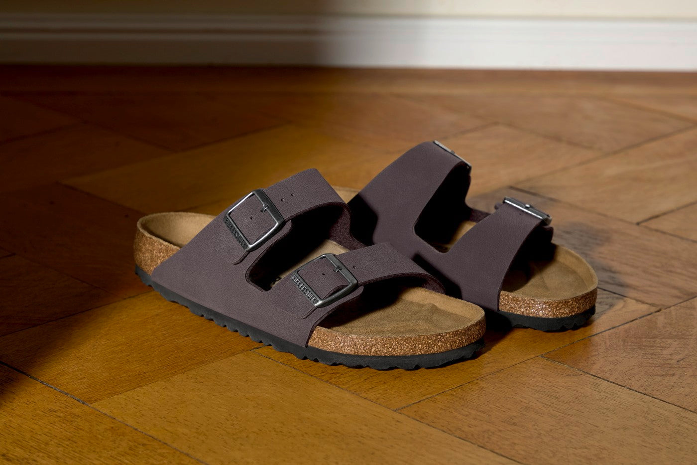 Arizona BFBC Velvet Gray Sandals