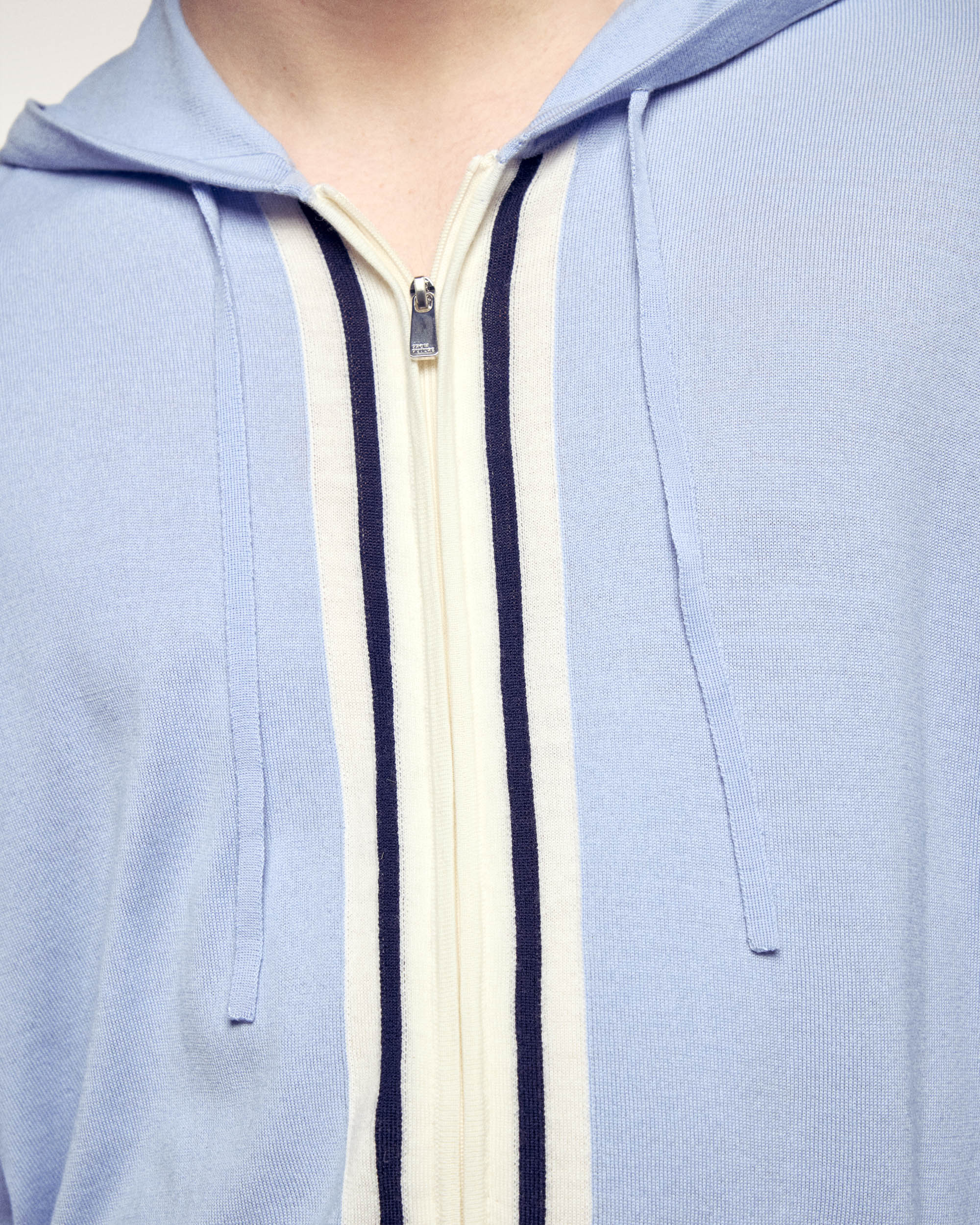 Pull Hoodie Bandes Contrastées