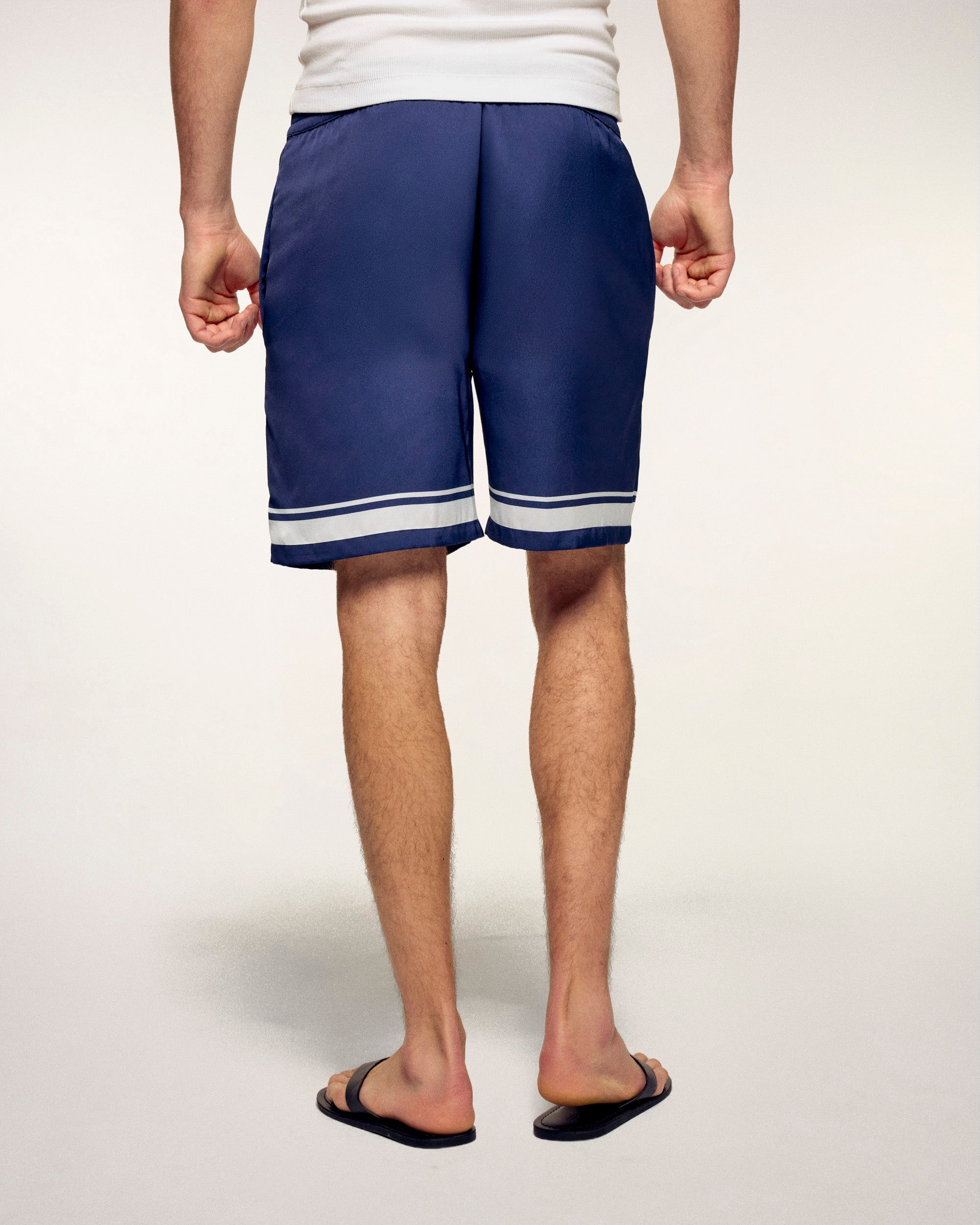 Bermudas estilo bowling con bordado