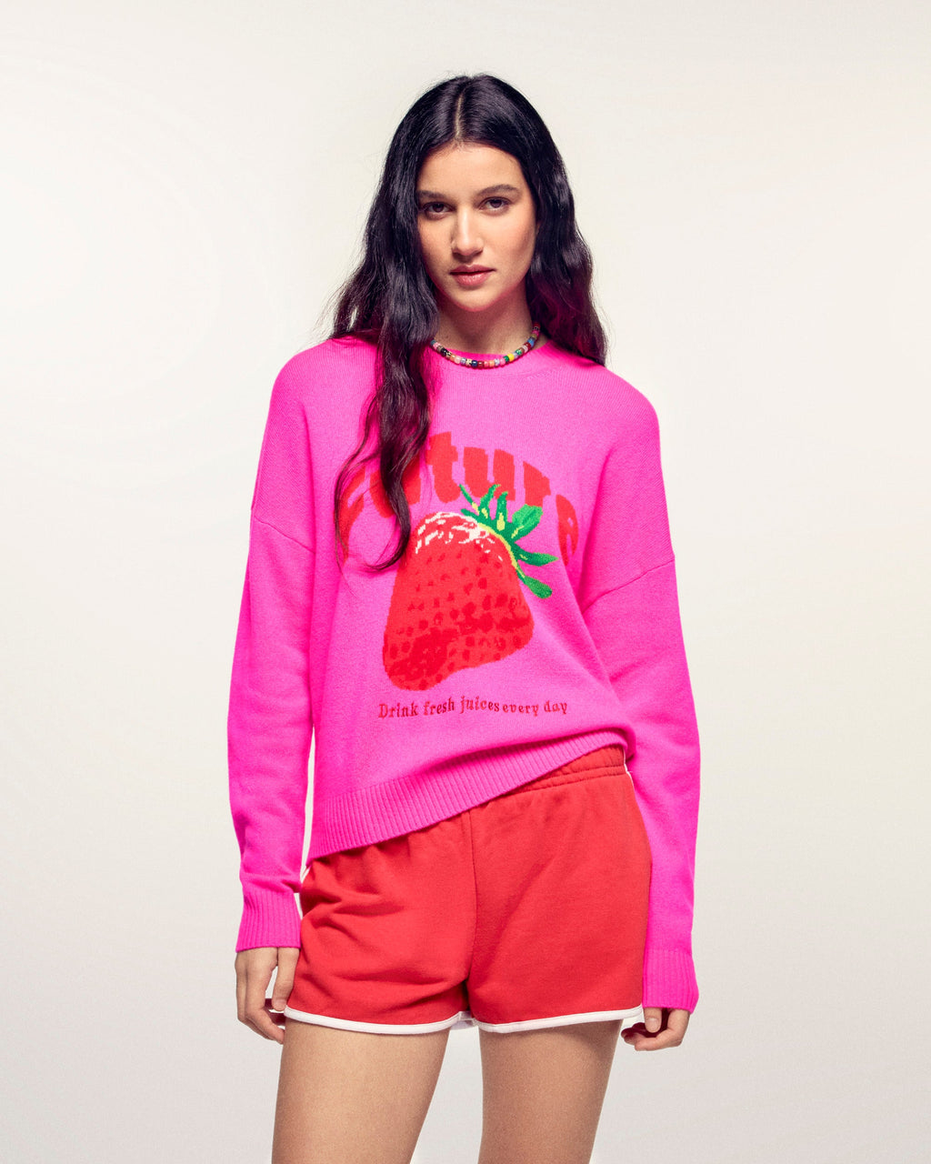#label: luana is 1.78m tall and wears a size S