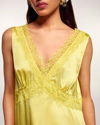 Robe Courte À Dentelle
