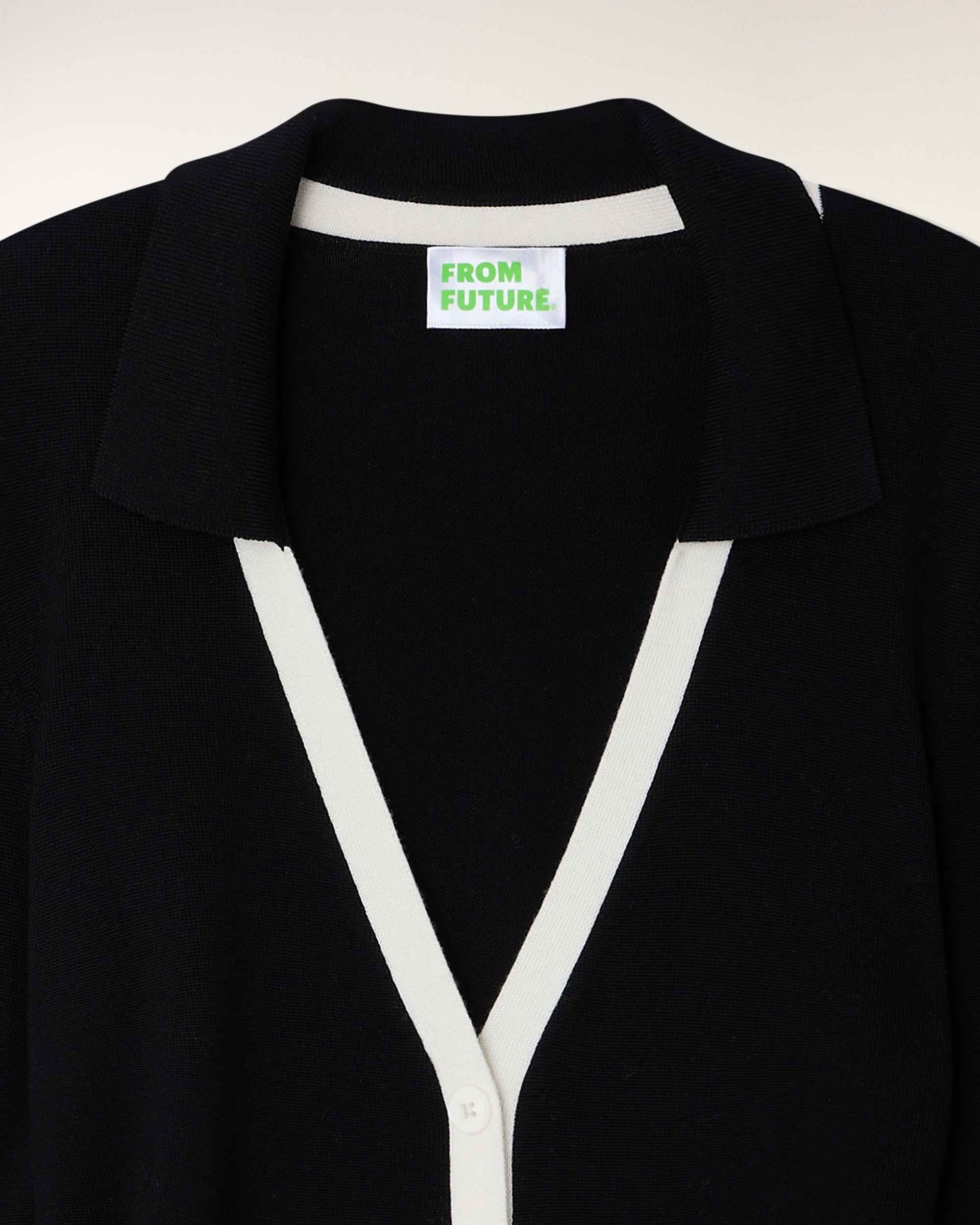 Robe Courte Manches Longues Patte Contrastée