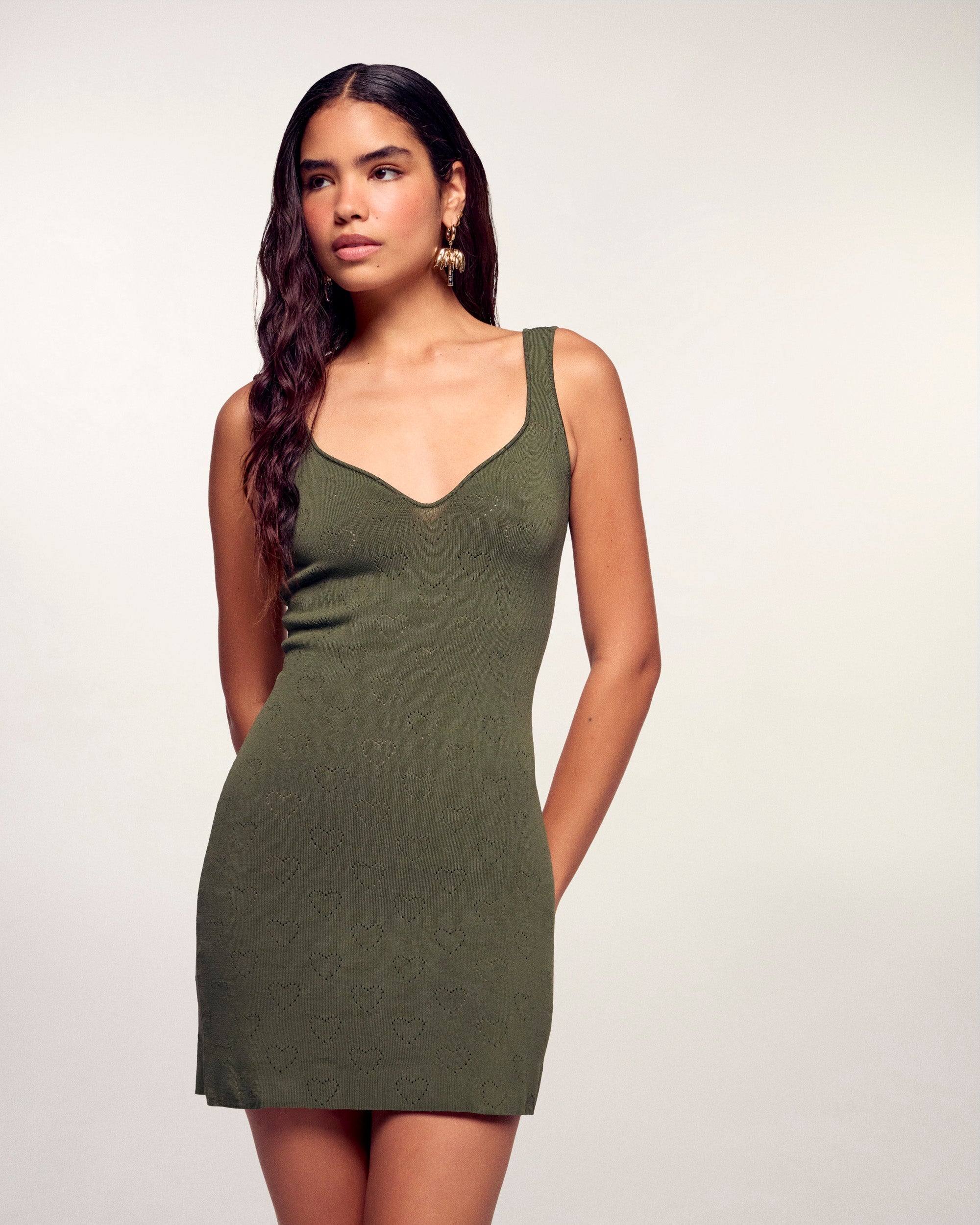 #label: Andrea is 1.80m tall and wears a size S