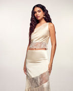 #label: Andrea mesure 1,80m et porte une taille S