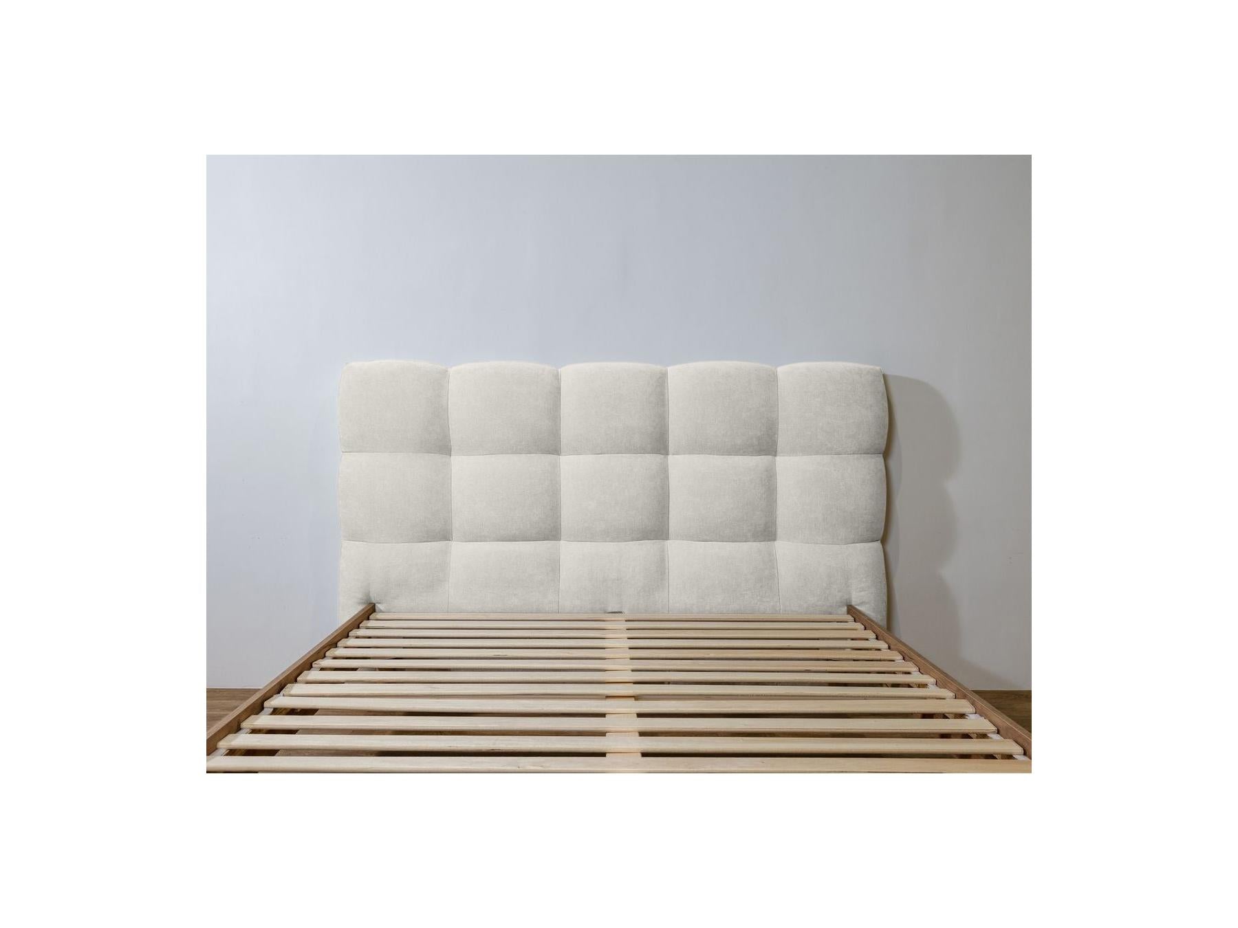 Cama con lamas macizas - Kumo - Patas de madera natural