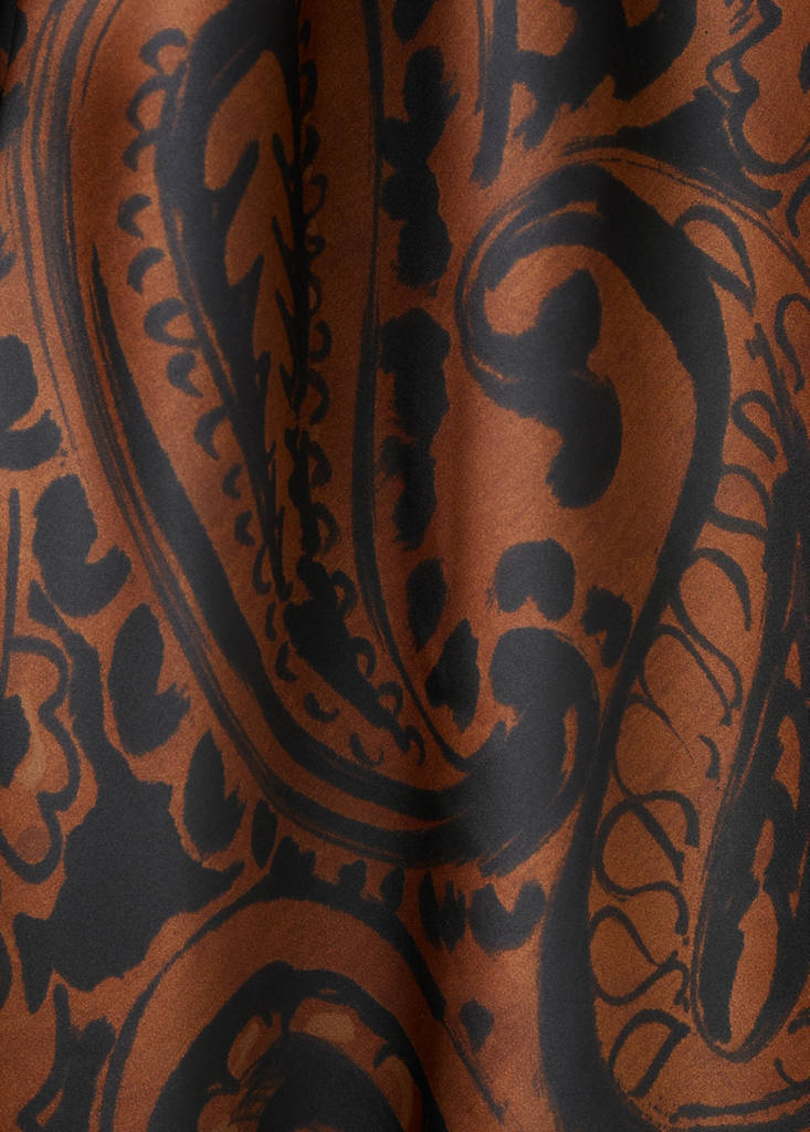 Robe Satinée En Imprimé Cachemire