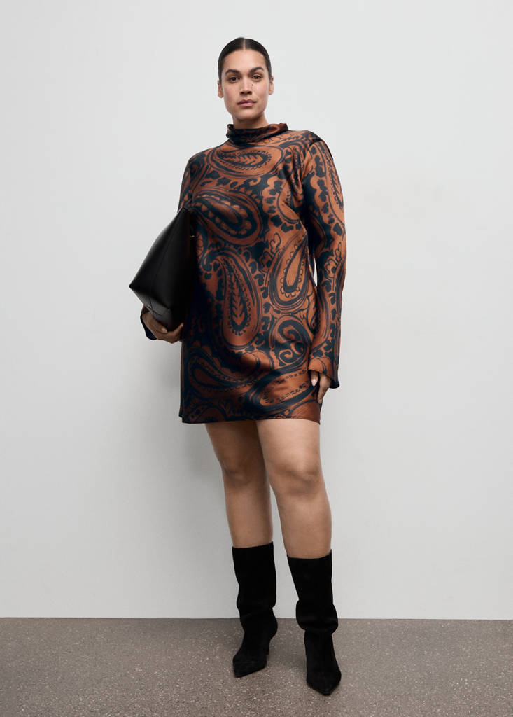 Robe Satinée En Imprimé Cachemire