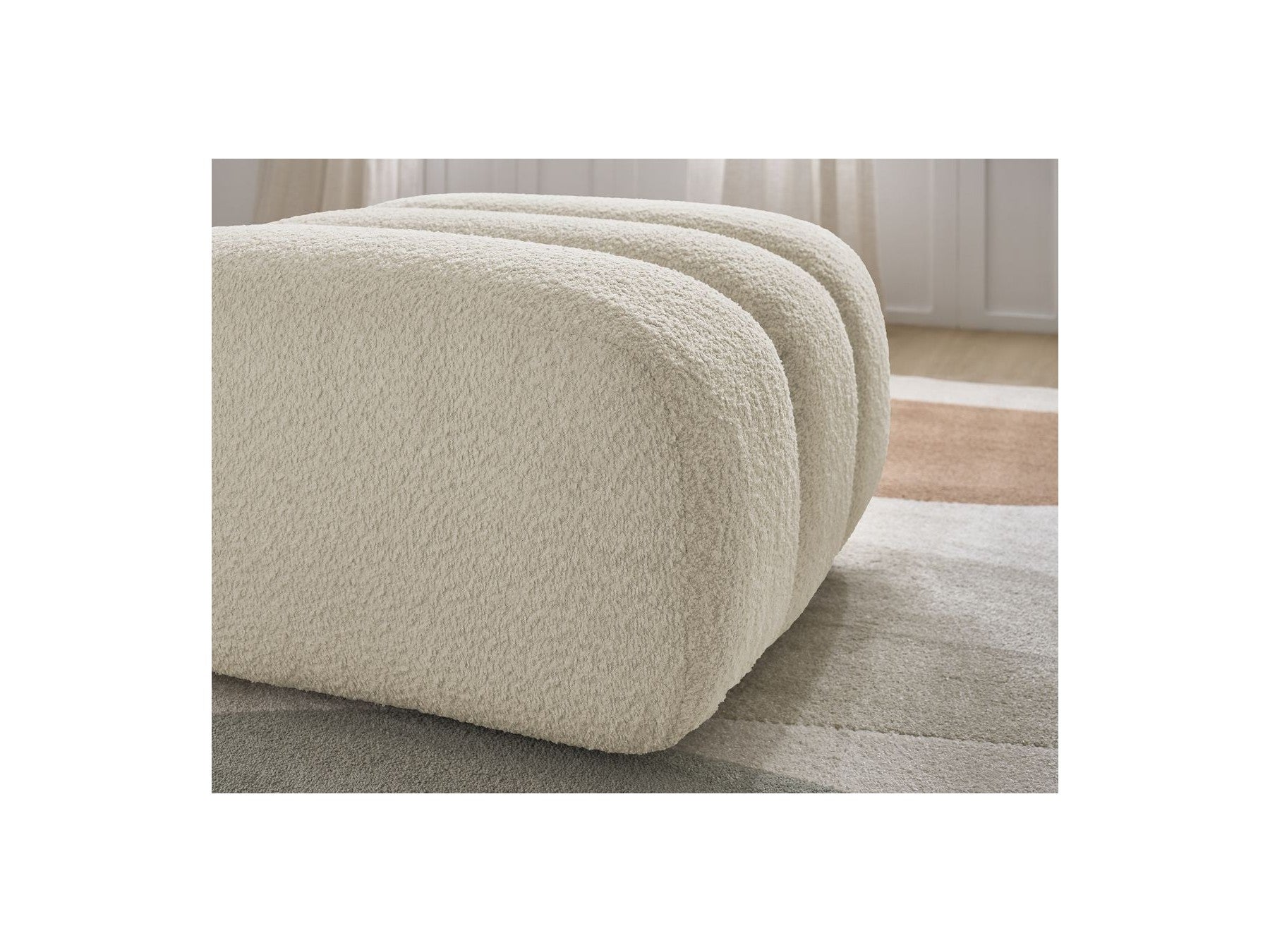 Talia - Pouffe - Bouclé Fabric