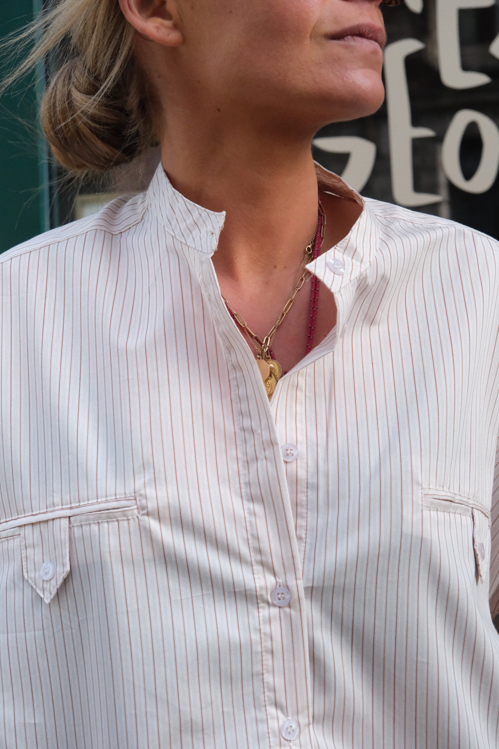 Blusa Astrid Cuello Mao Rayas Beige