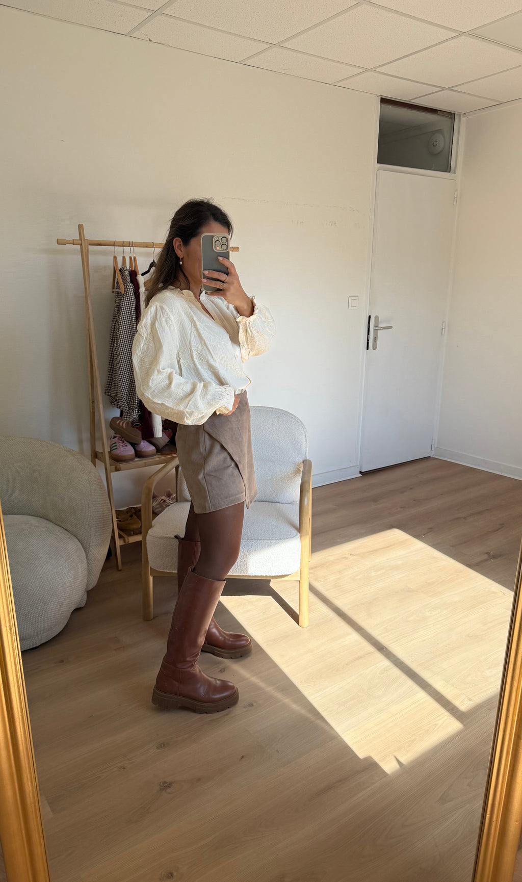 Selena Suede Short Skirt Taupe