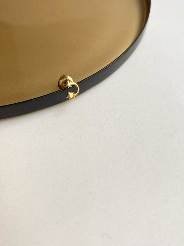 Boucle D'Oreille À L'Unité Massimo