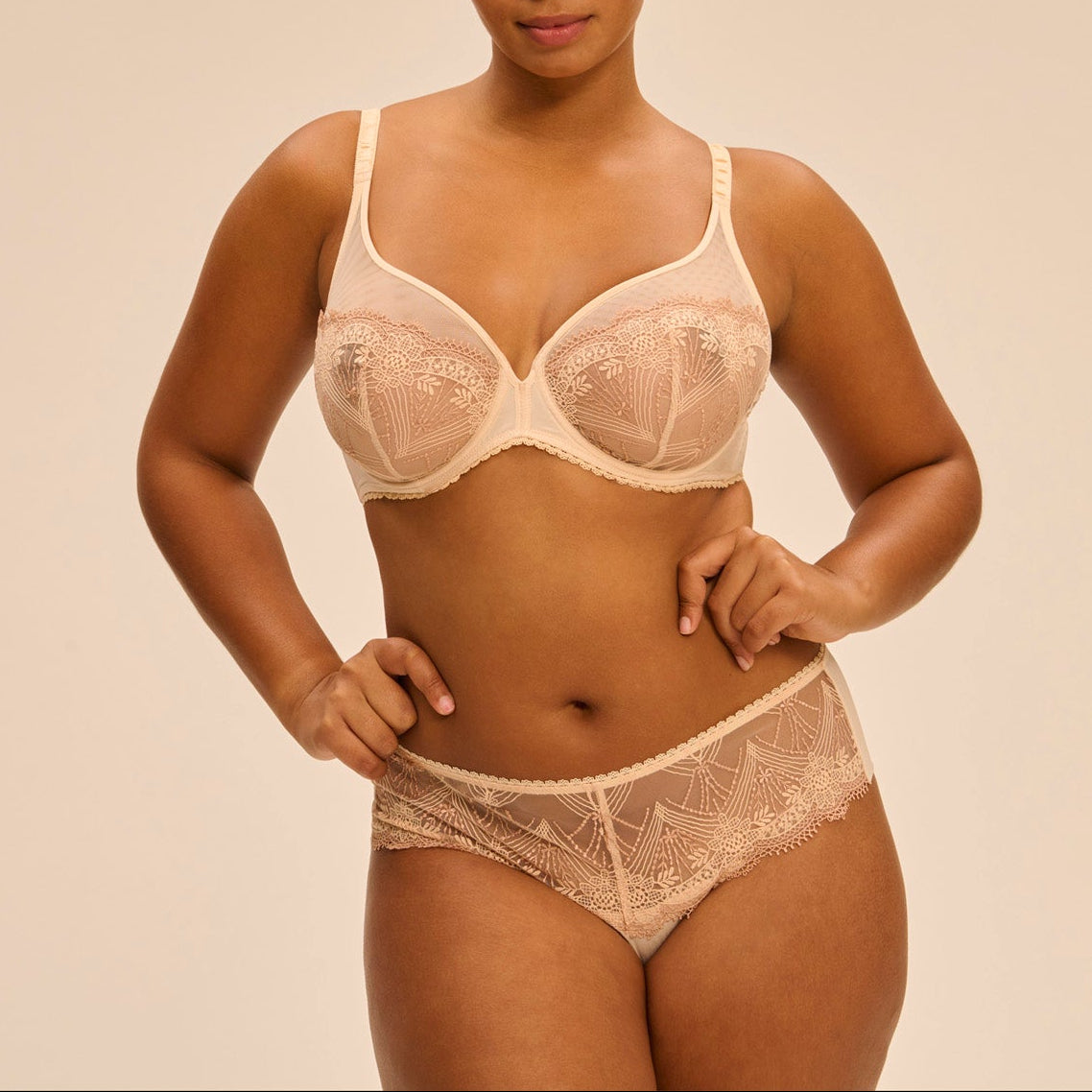 Soutien-Gorge Armature Décolleté Plongeant Allure - Beige Chic