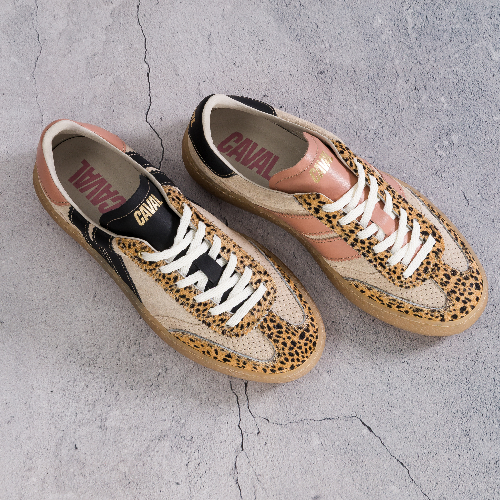 Baskets Pink Roar