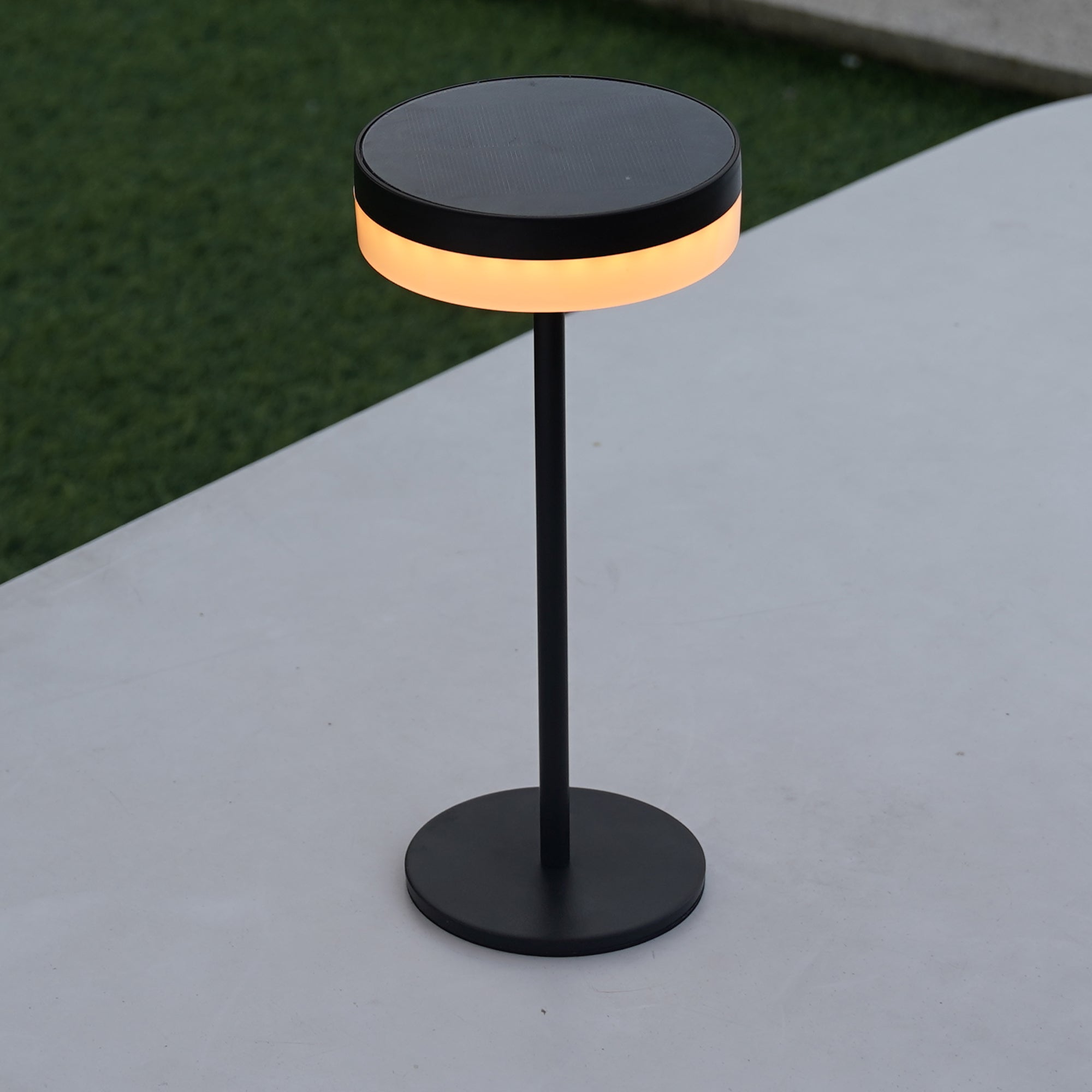 Vivia - Solar Table Lamp - Aluminum - Black