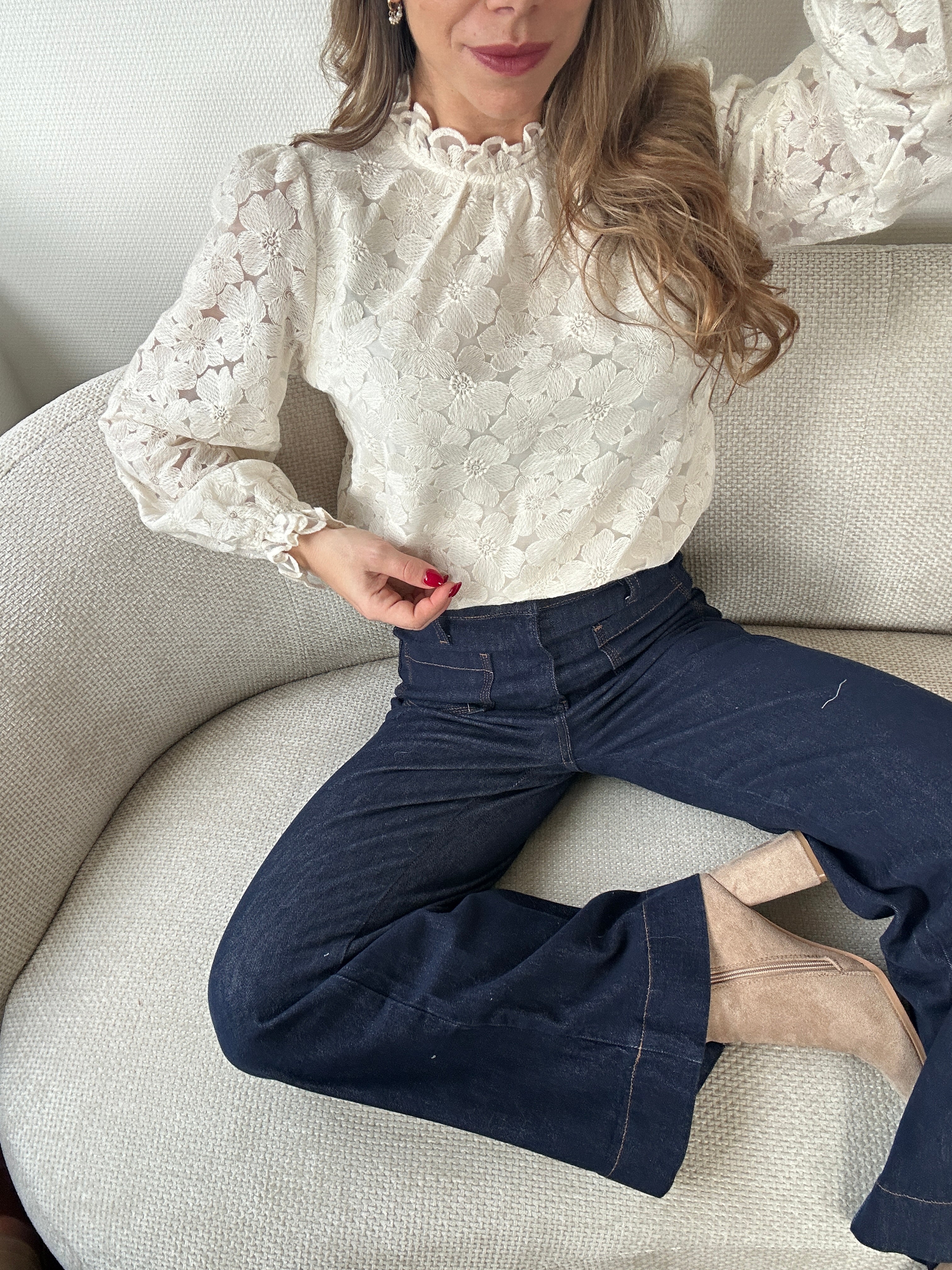 Blouse En Dentelle Écrue Alma