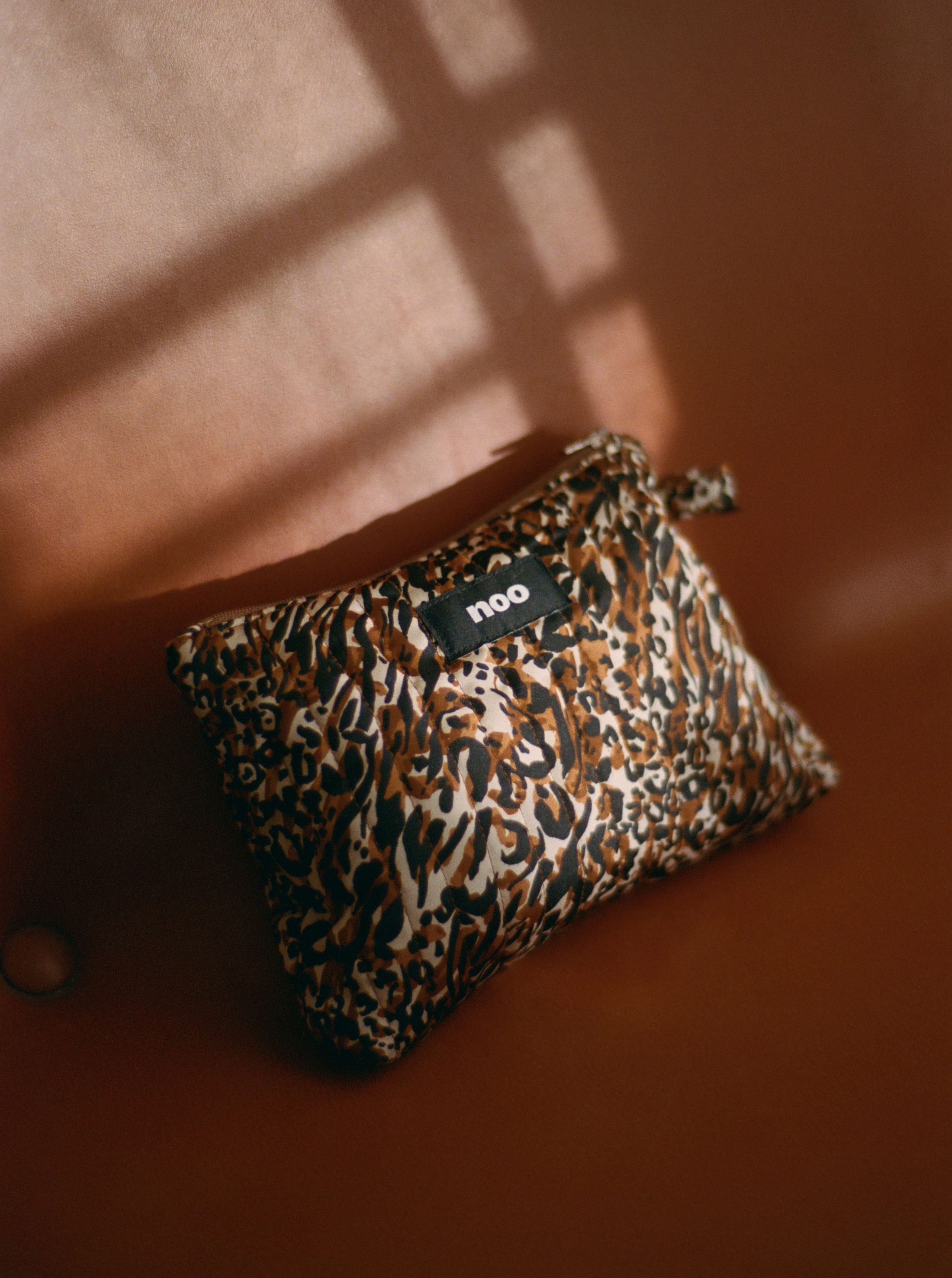 Bolsa Leo salvaje