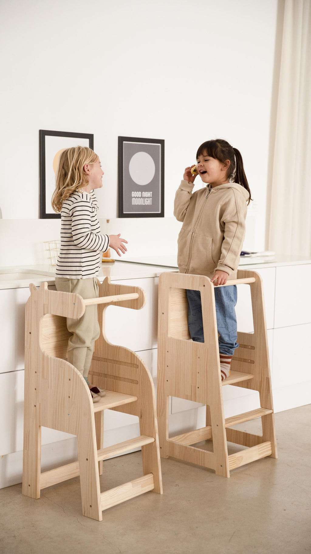 Montessori Learning Tower - Natural