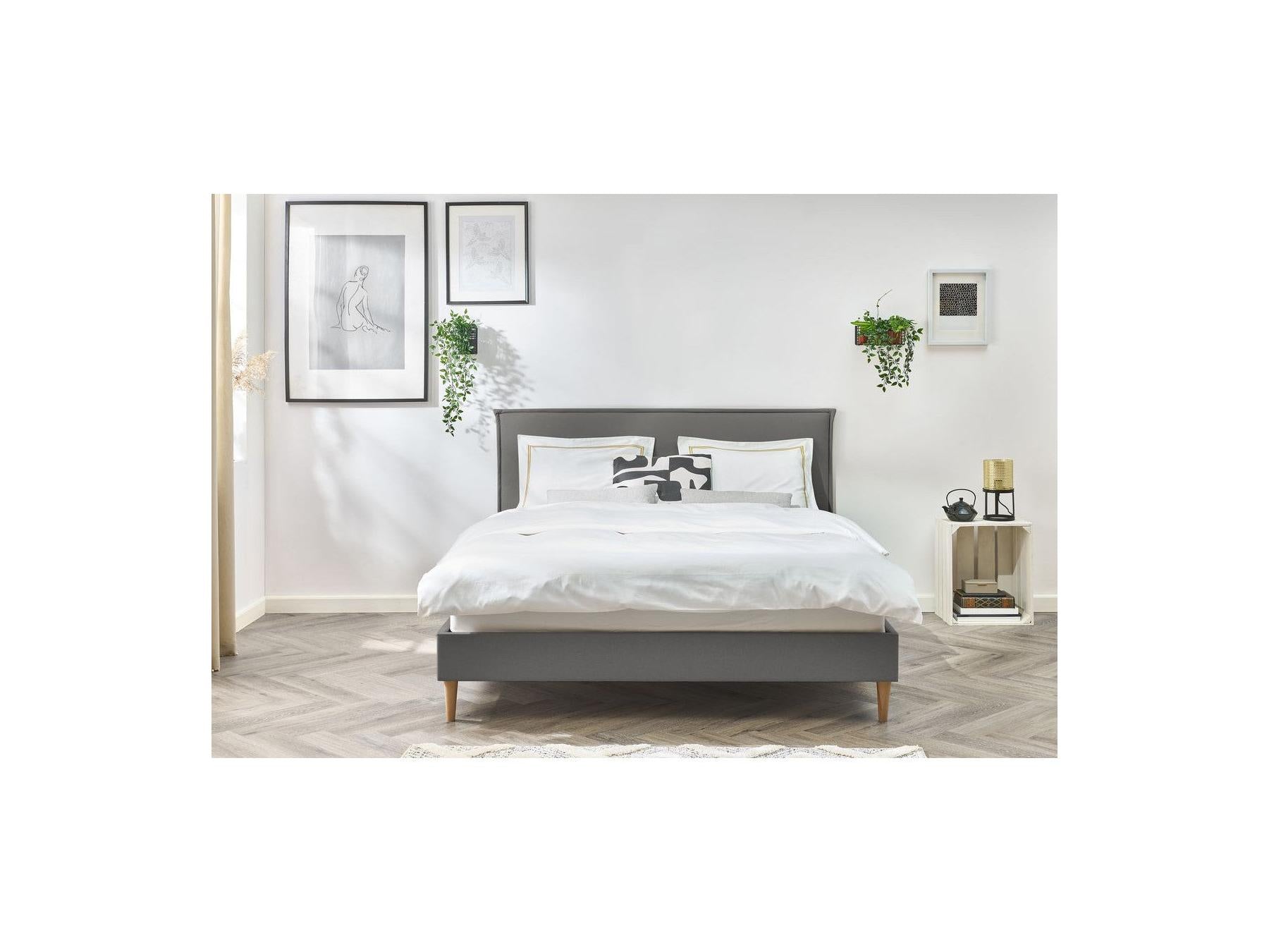 Sary - Cama con lamas macizas - Patas de madera natural