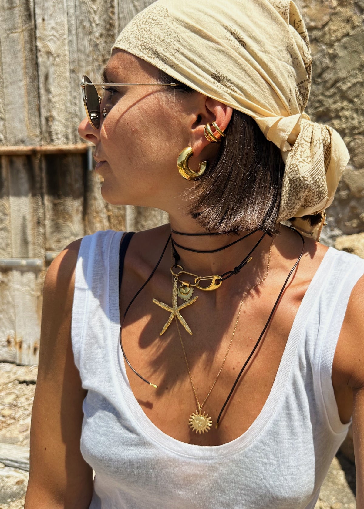 Collier Izan