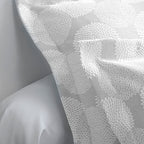 Dahlia - Funda de Almohada Decorativa - Gris