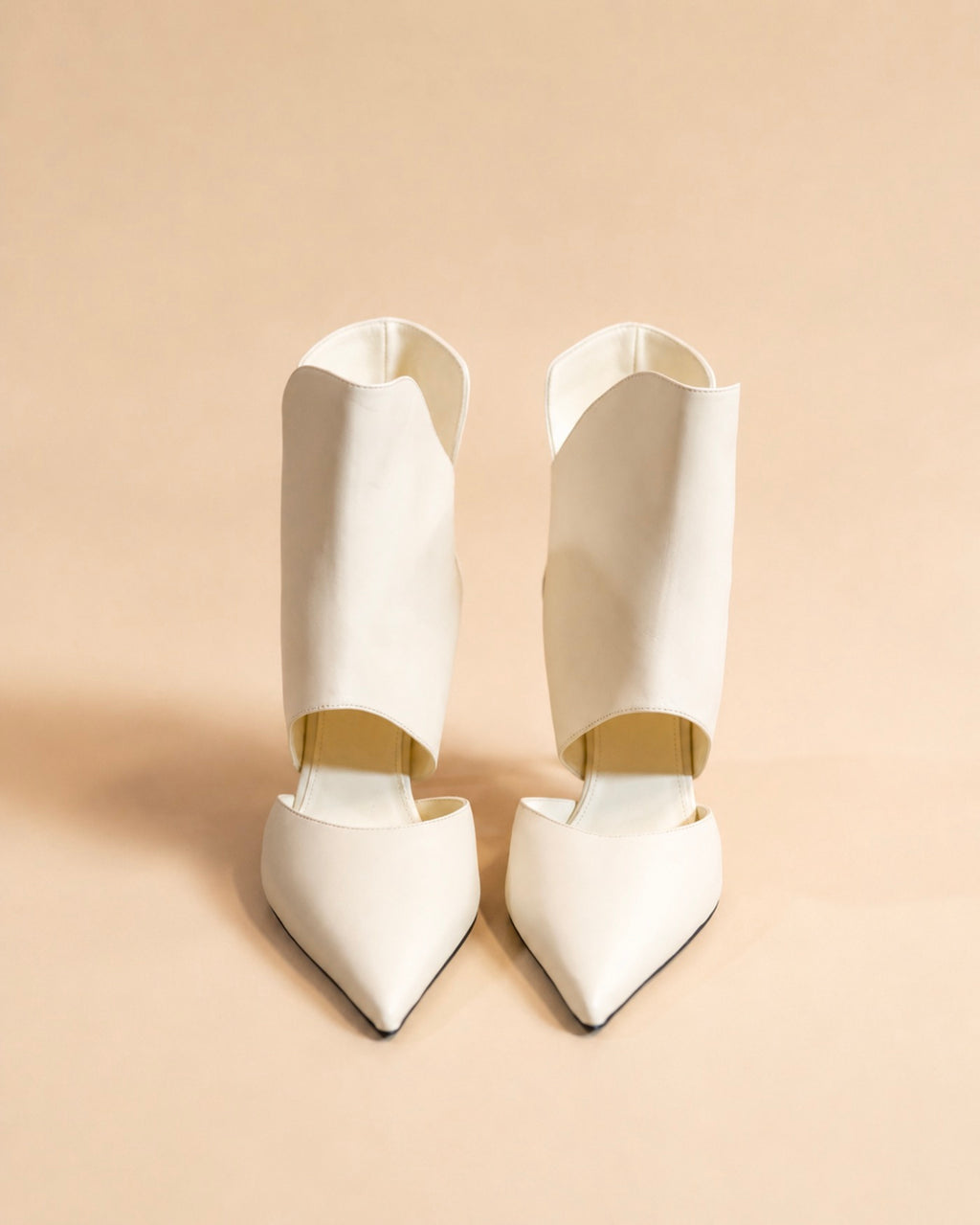 Eva Ankle Boot In Ivory Nappa