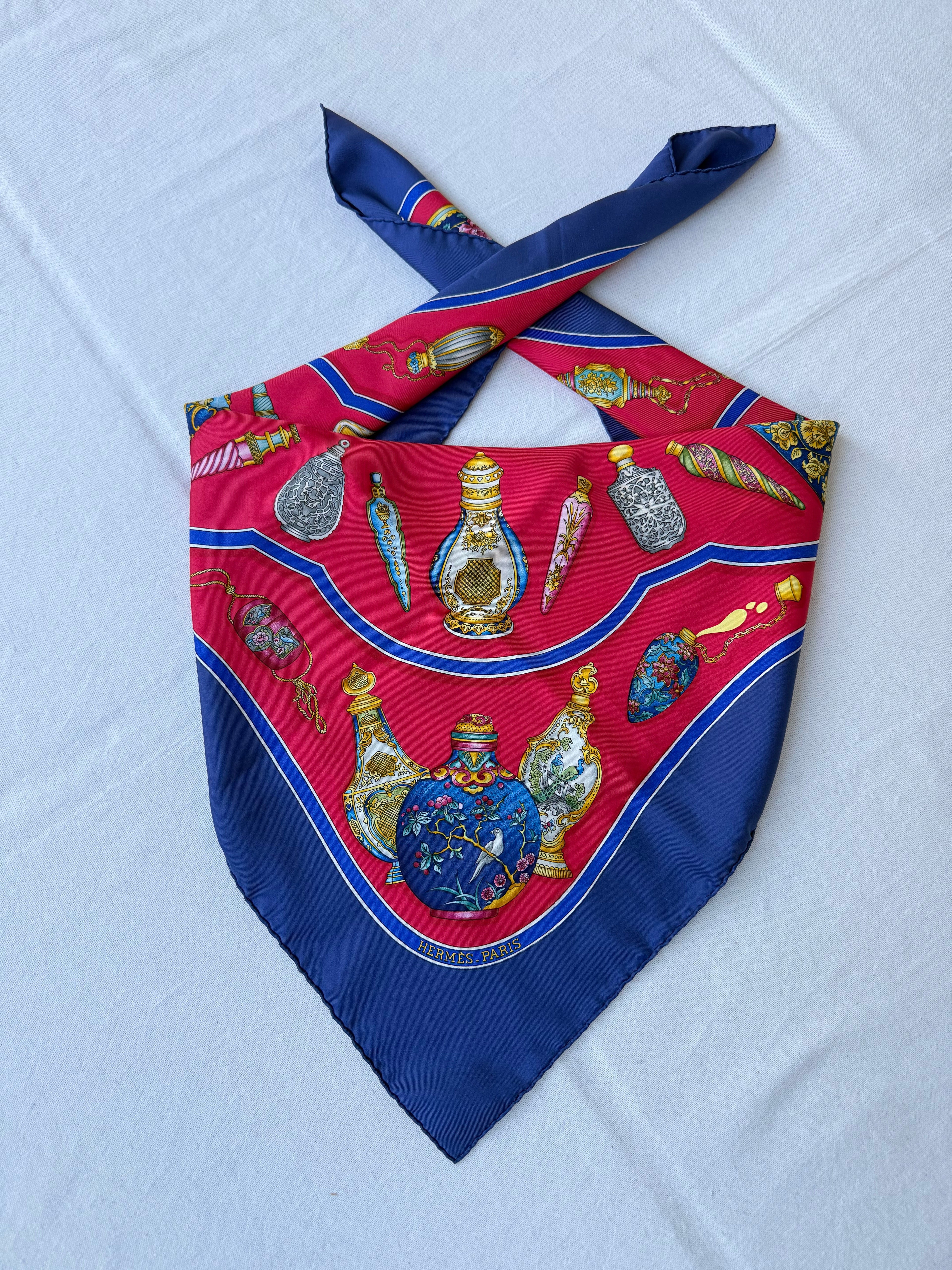 Pañuelo Hermès – Modelo Frascos