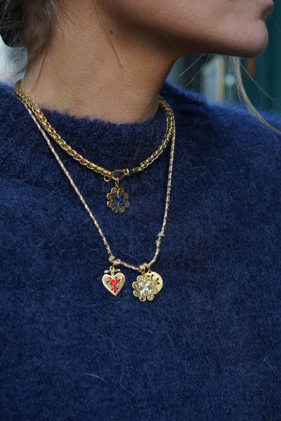 ISAURE cord necklace