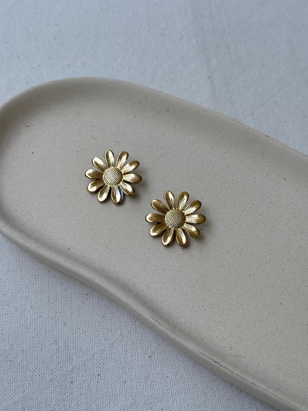 Boucles D’Oreilles Vintage - Fleur Dorée
