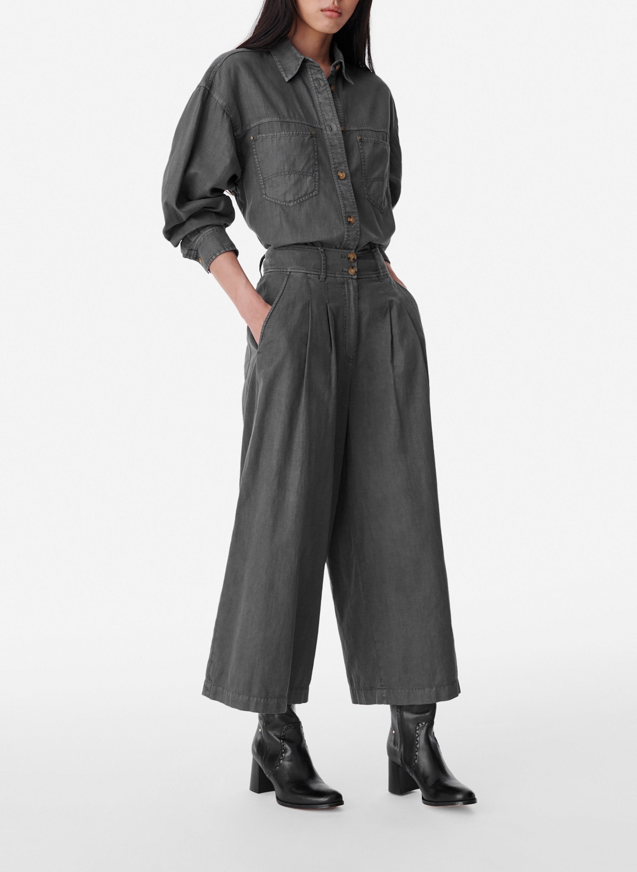 Blue Shirt - Anthracite