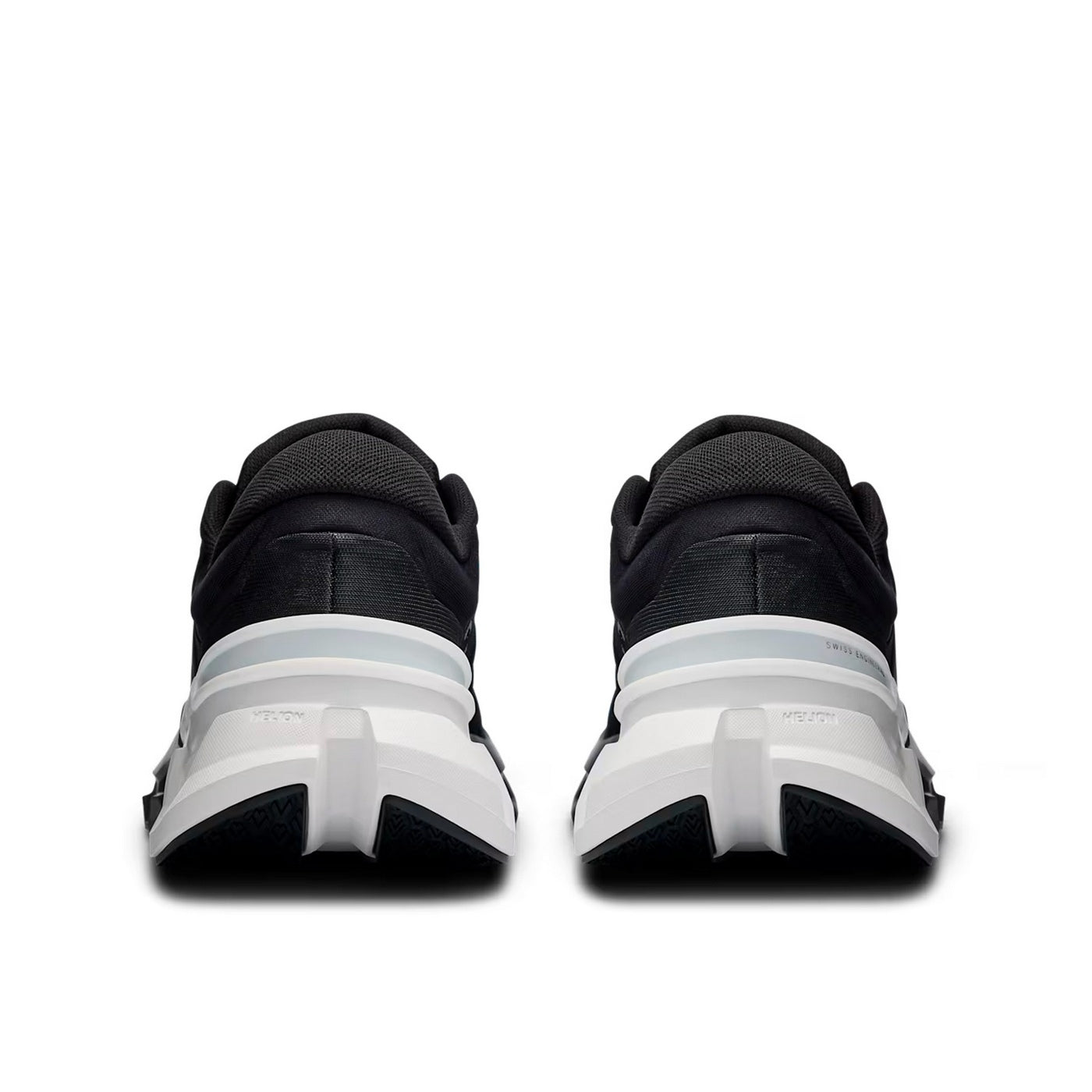 On Running Cloudflyer 5 Black White - Noir