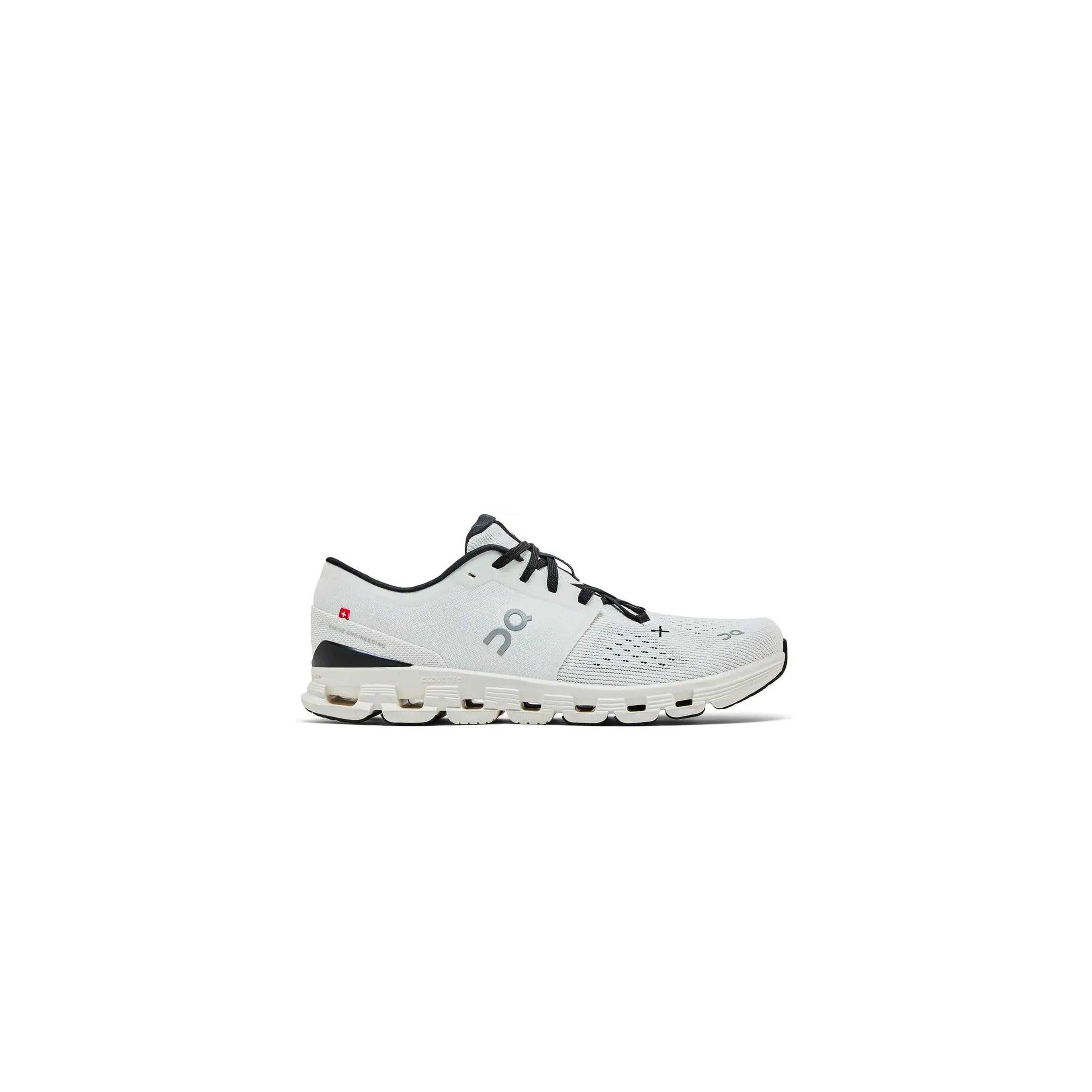 On Running Cloud X 4 Ivory Black - Blanc