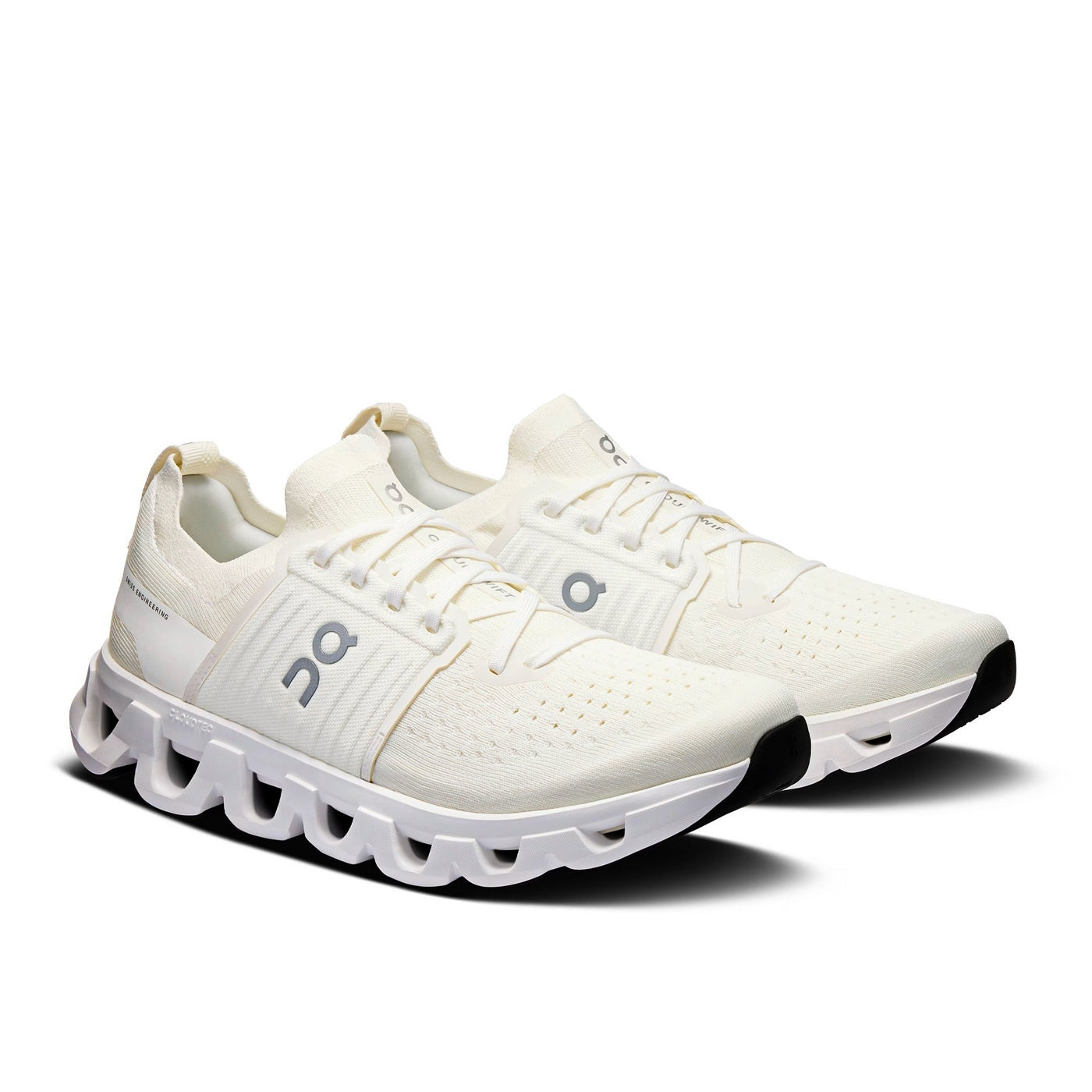 On Running Cloudswift 4 White - White