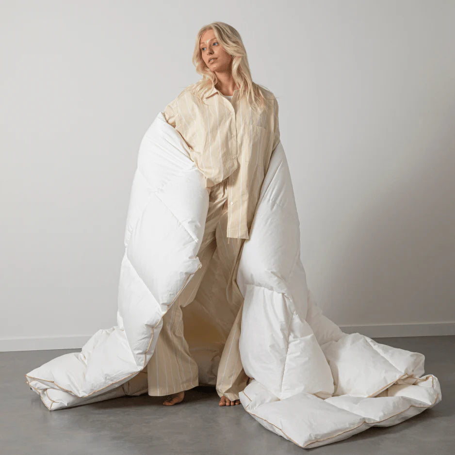 Lightweight 100% Natural Duvet - Feathers & Down