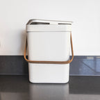 Boden - Cubo de compost de mesa 5L - Plástico reciclado - Blanco