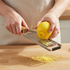 Grano - Rallador con Mango en Madera de Acacia - Madera
