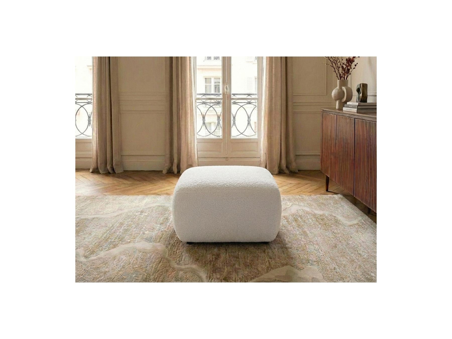 Montaigne - Ottoman - Bouclé Fabric