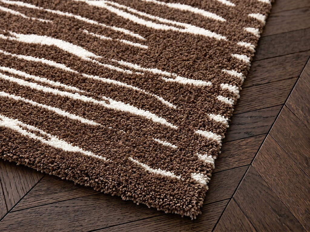 Tavaro - Long-Pile Rug - Abstract Pattern - Brown