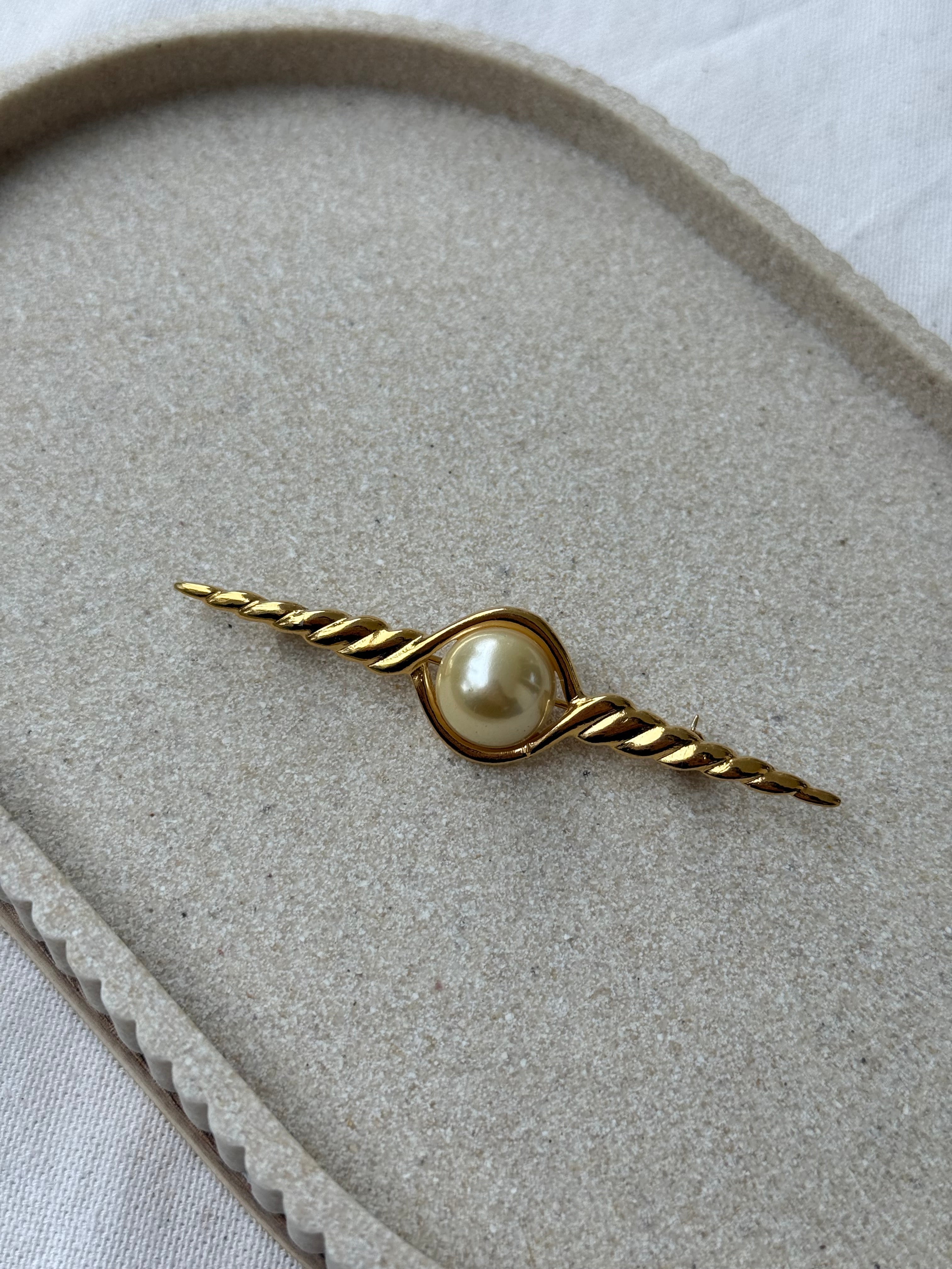 Vintage Brooch - Twisted Barrette Shape and Pearl
