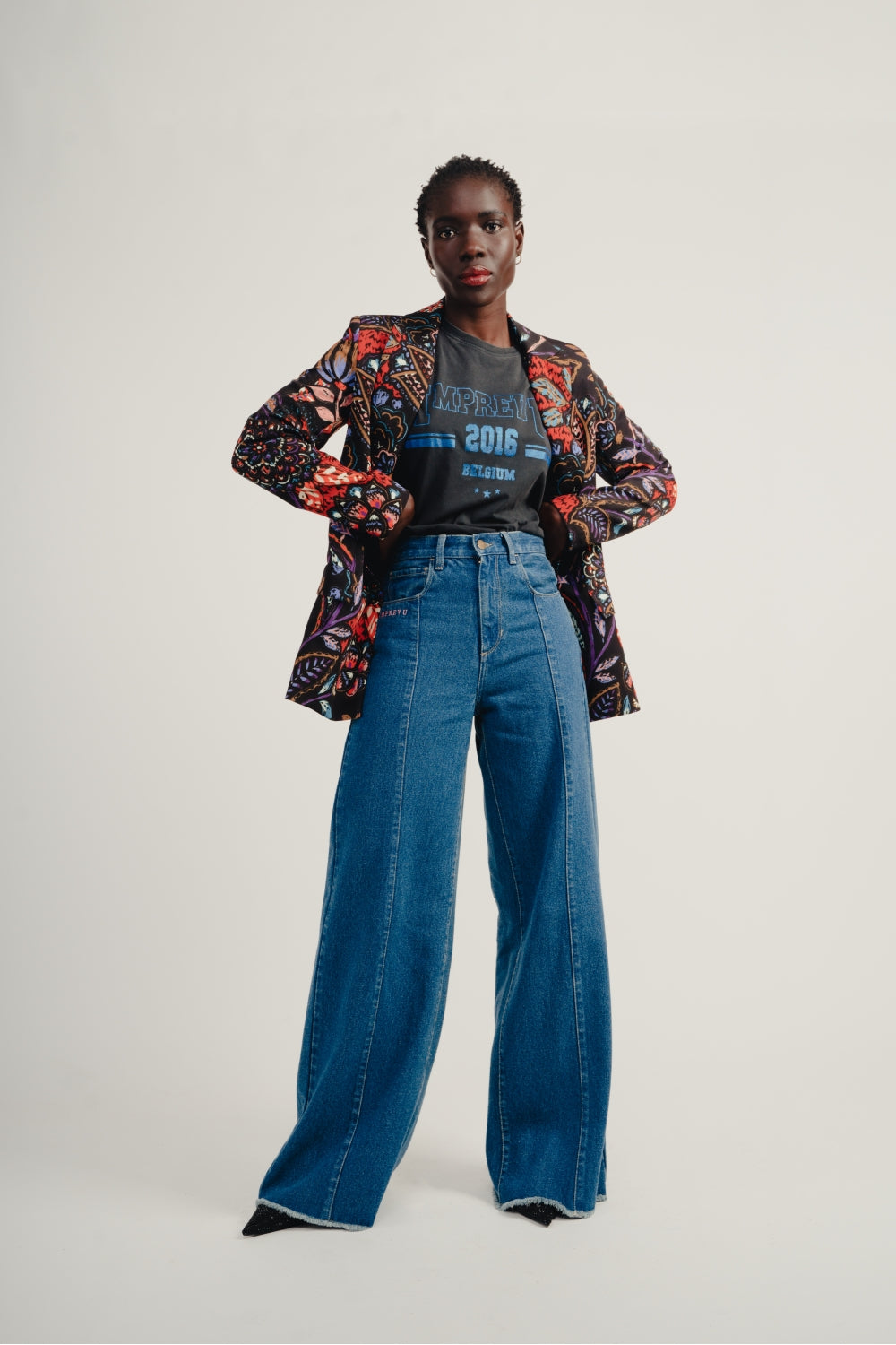The Kirstie Blue Jasmine Blazer