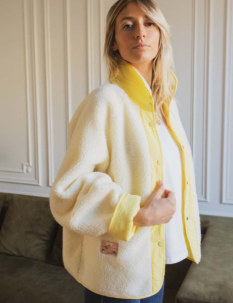 Gelbe Jacke Leone