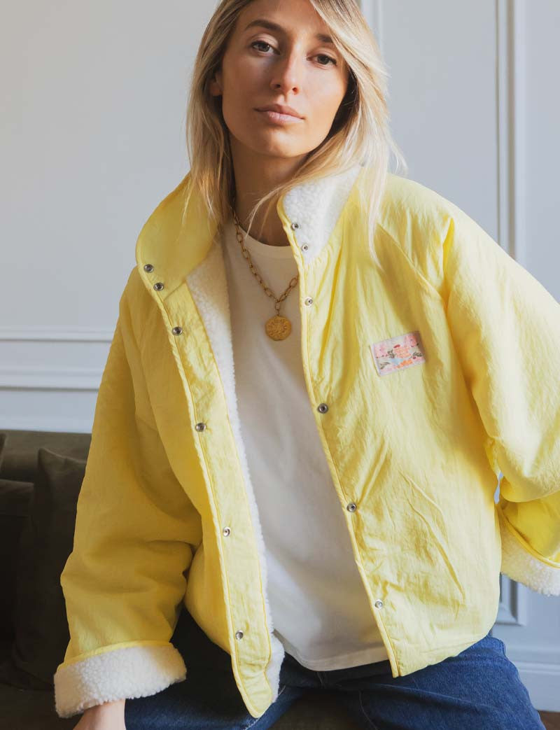 Gelbe Jacke Leone