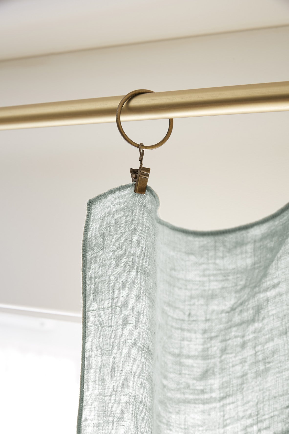 Soline - Adjustable Curtain + Rings - Washed Linen - Eucalyptus