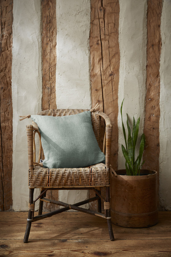 Soline - Coussin Déhoussable Avec Pompons - Lin Lavé - Eucalyptus