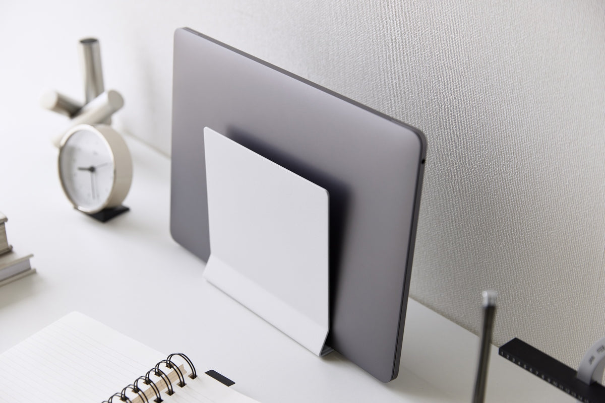 Laptop Stand - Tower - White