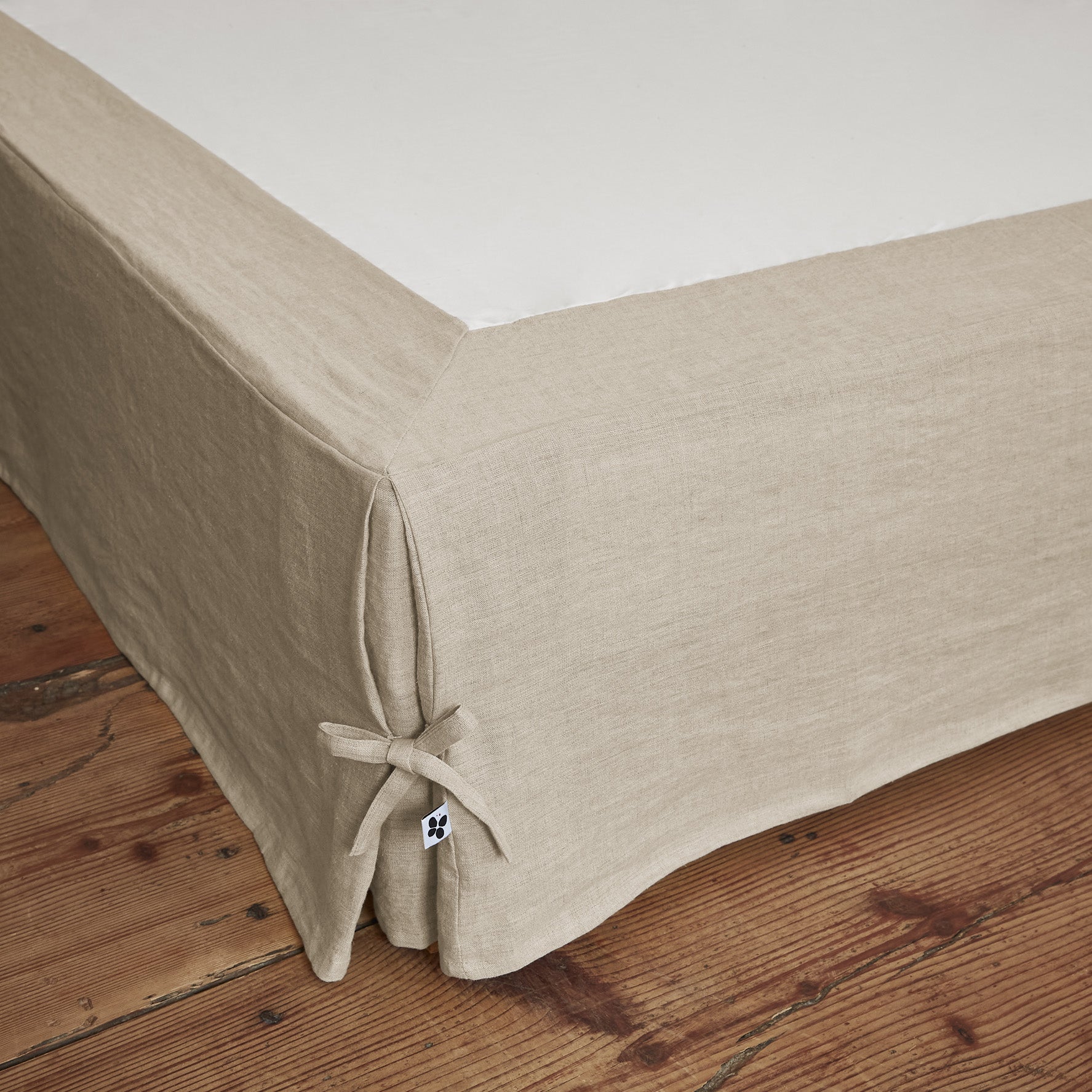 Soline - Bed Skirt - Washed Linen - Sand