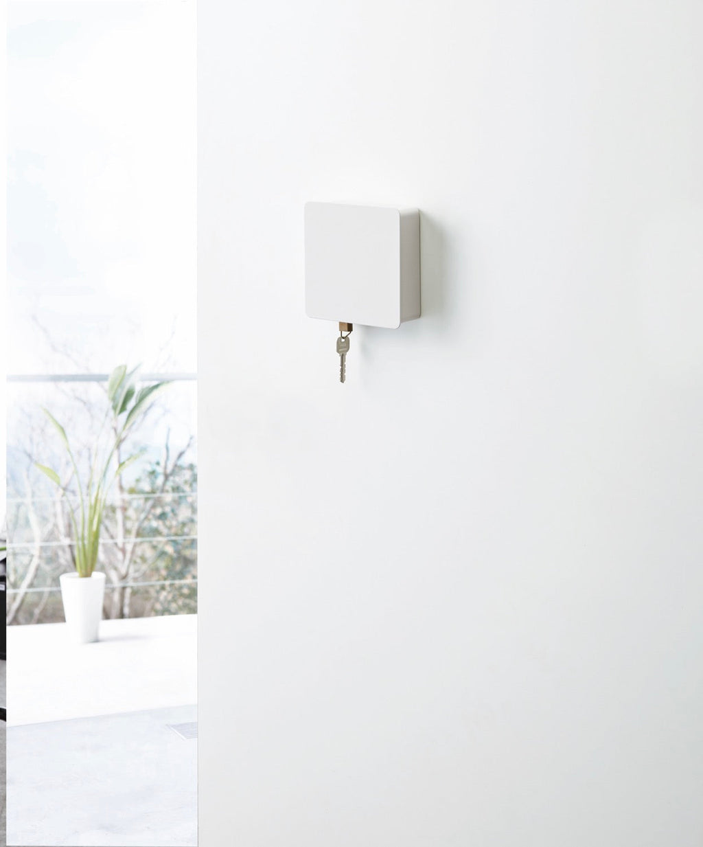 Magnetic Key Box - Tower - White