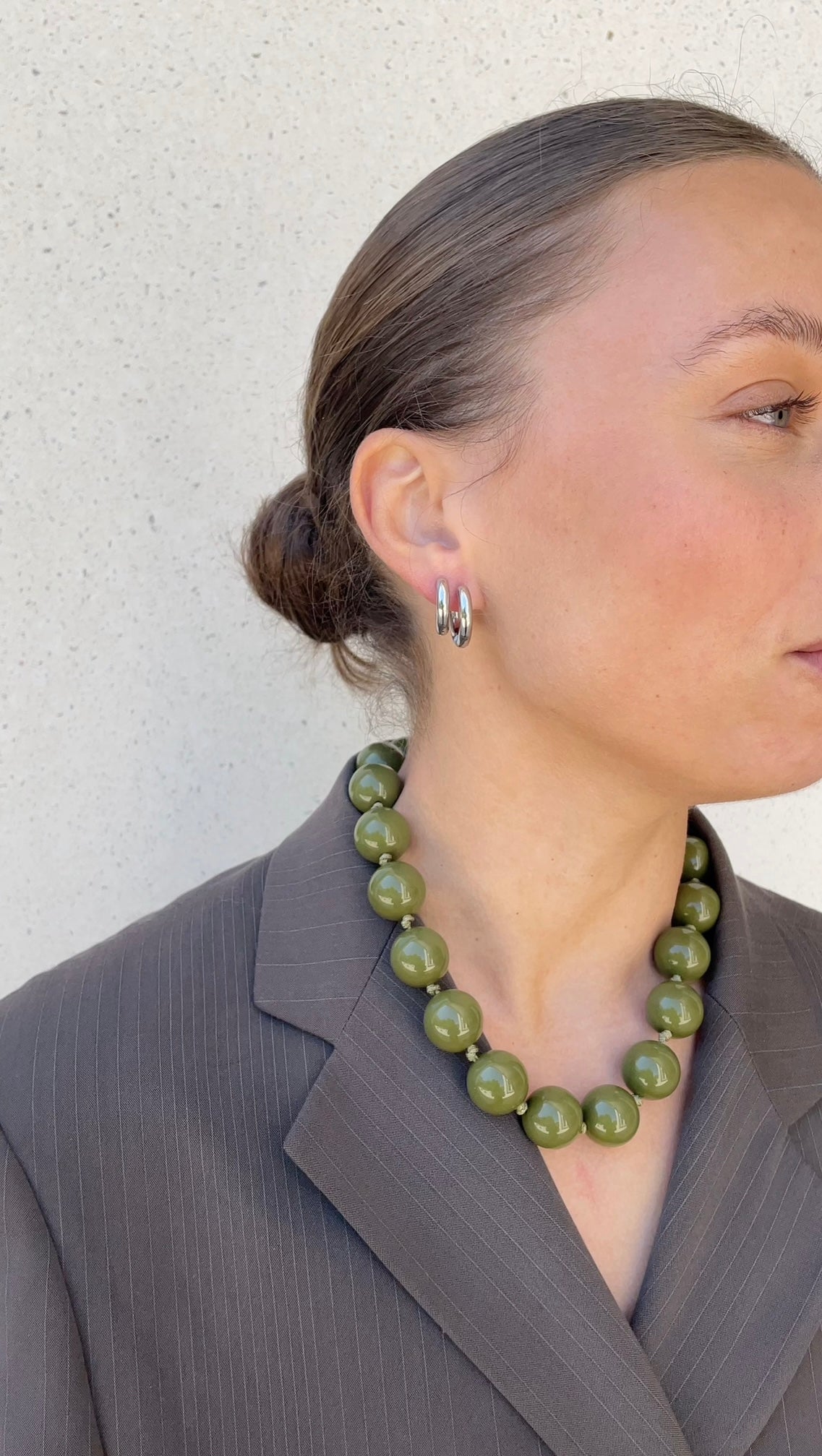 Collana con perla colorata