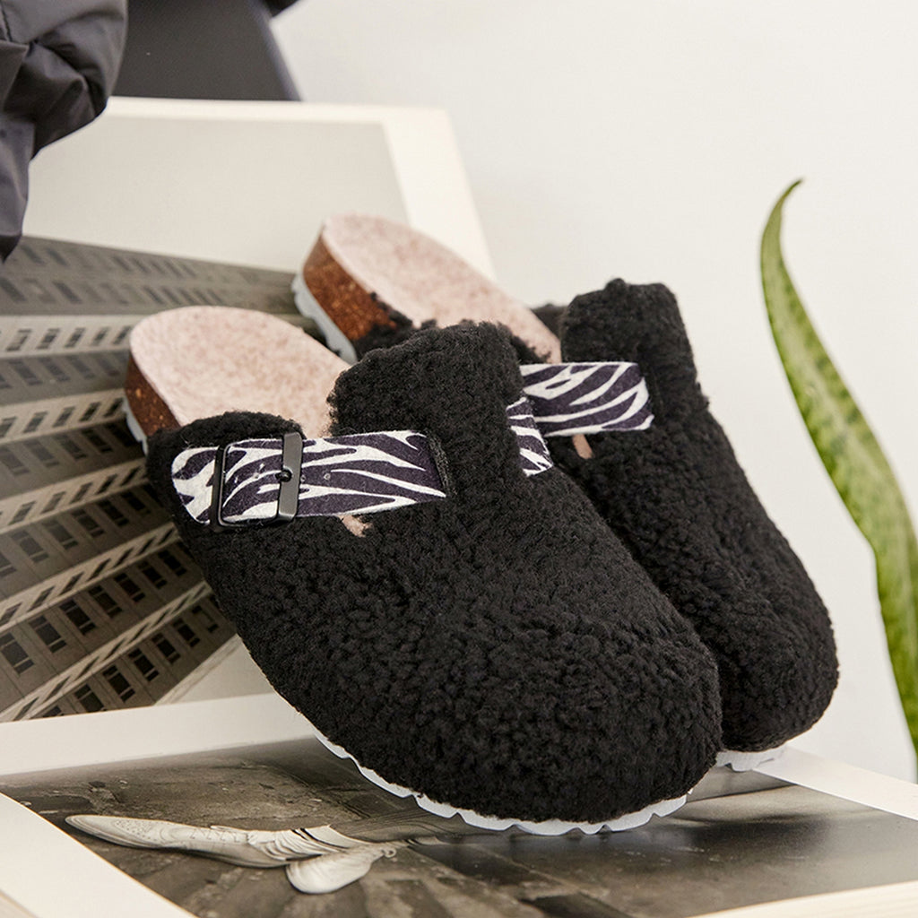 Black Clogs - Women