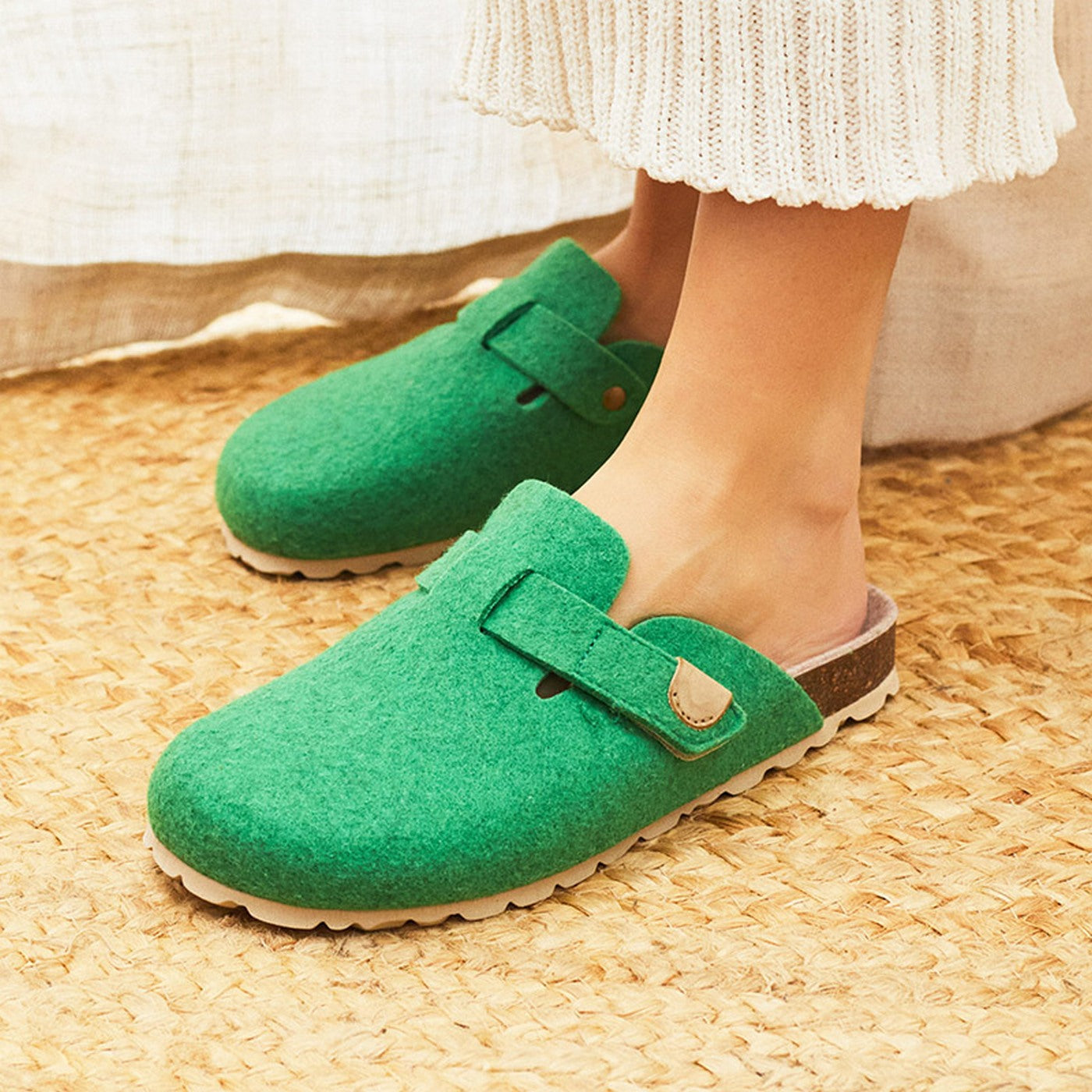 Zuecos Verde - Mujer