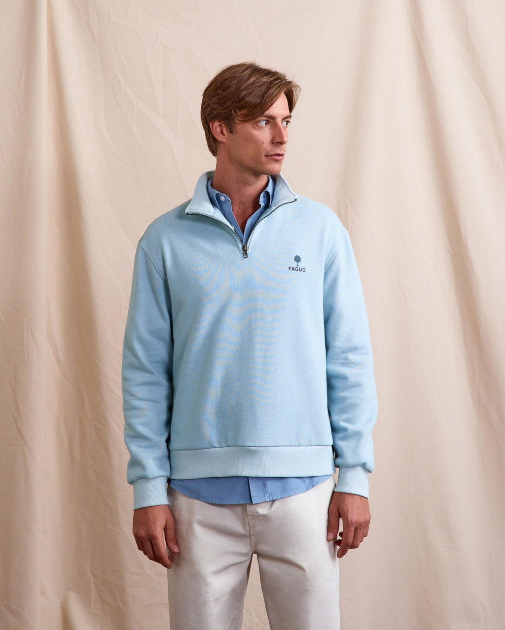 Felpa con zip blu in cotone biologico